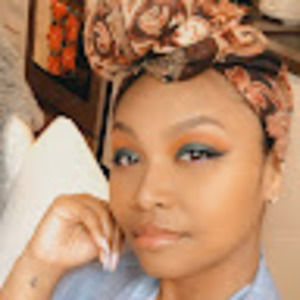 Meet your Posher, Arika